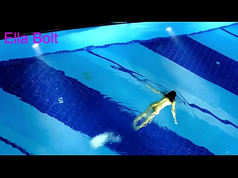 ❤️ എനിക്ക് കാണുന്നത് നിർത്താൻ കഴിയില്ല, ELLA BOLT റിസോർട്ട് പൂളിൽ നഗ്നയായി നീന്തുന്ന യുവ സുന്ദരിയെ പിടികൂടി ❤❌ ലൈംഗികത ml.killvs.top